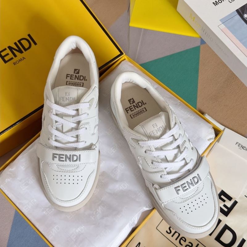 Fendi Low Shoes